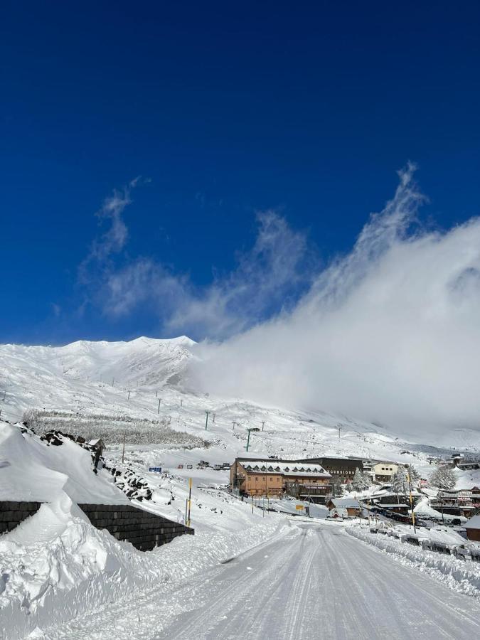 Готель Rifugio Sapienza Ніколозі Екстер'єр фото
